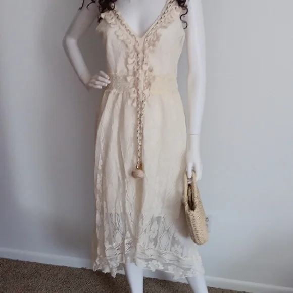 NWOT Beige Lace Spaghetti Strap Sundress - Picture 2 of 11